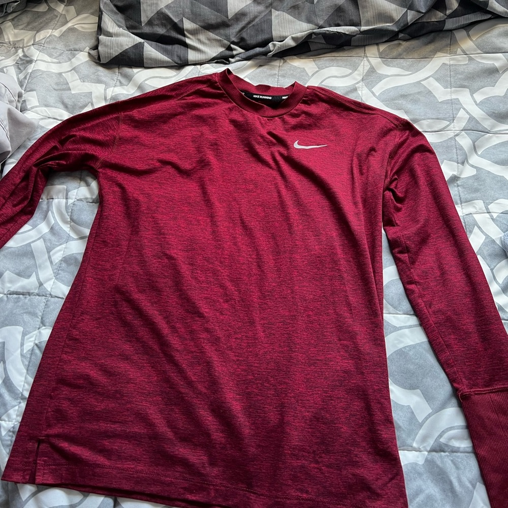 Nike Women’s Dri-Fit Long Sleeve Fitness Workout Tee Burgundy/Red
